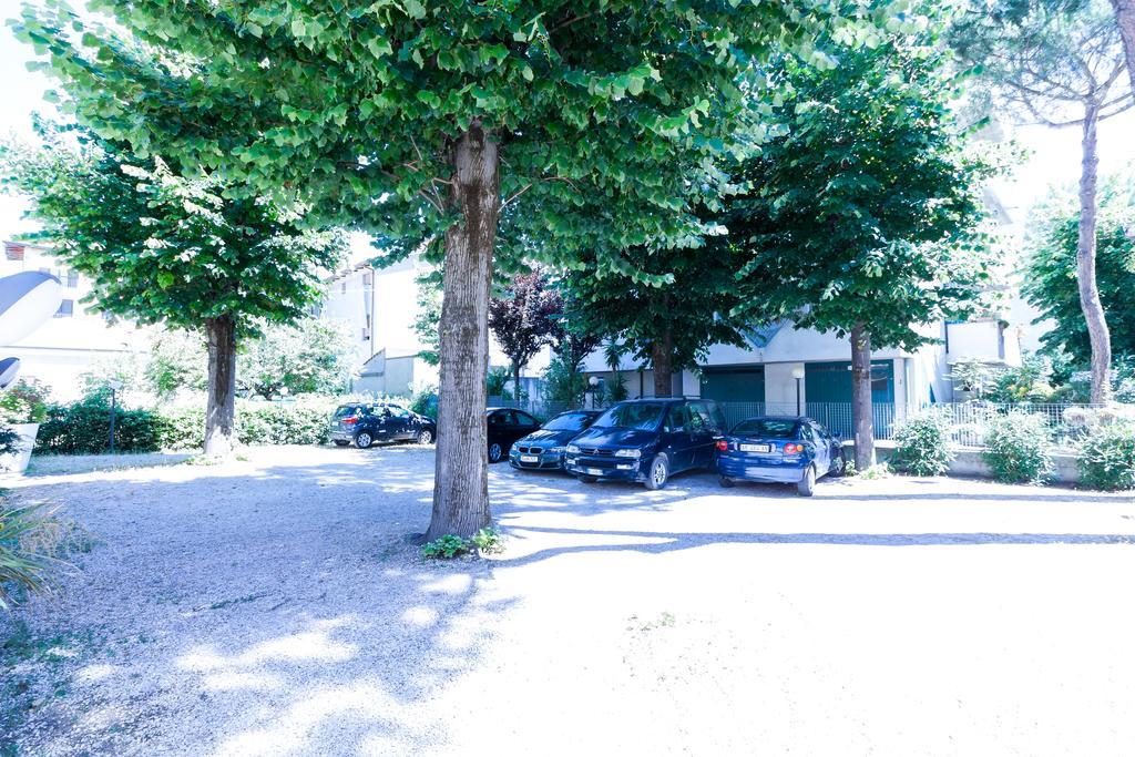 Hotel Paola Garden Bellariva Di Rimini Exterior foto